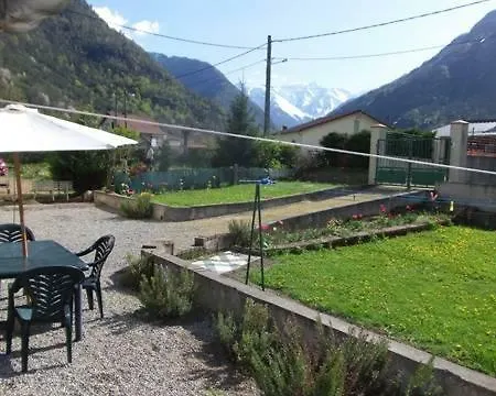 Apartamento Au Pied Des Montagnes Auzat